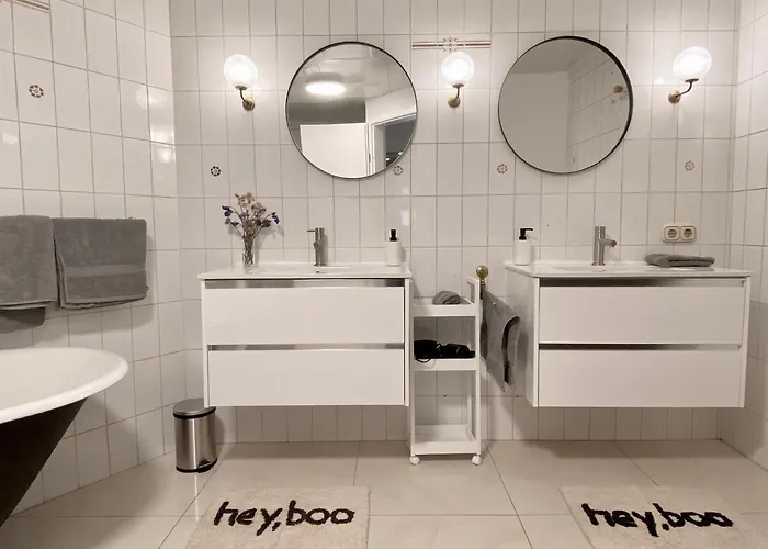 Baeckerhaus - Mit Pool Und Garten Apartment *