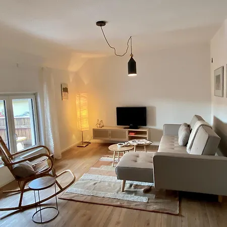 Baeckerhaus - Mit Pool Und Garten شقة غموندين